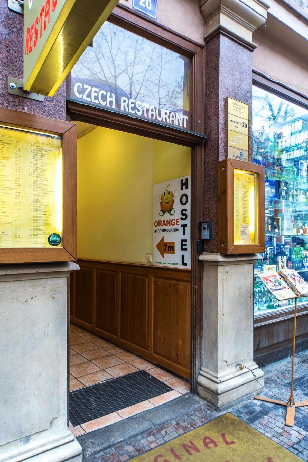 Hostel Orange Praga Exterior foto